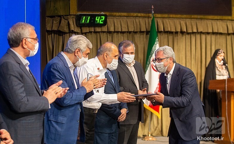 مراسم تقدیر و تکریم خادمان سلامت نوروزی برگزار شد مراسم تقدیر و تکریم خادمان سلامت نوروزی برگزار شد