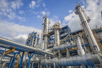 افت نزدیک به ۶۰ درصدی ارزآوری صادرات گاز LNG برای ایران