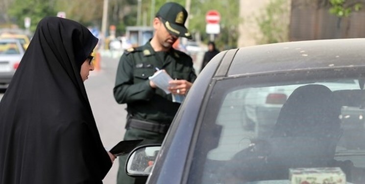 آخرین وضعیت تدوین قانون حجاب/ معاون پارلمانی رئیسی: در لایحه جدید تخلف جایگزین جرم شده و مجریان میتوانند جریمه کنند آخرین وضعیت تدوین قانون حجاب/ معاون پارلمانی رئیسی: در لایحه جدید تخلف جایگزین جرم شده و مجریان میتوانند جریمه کنند