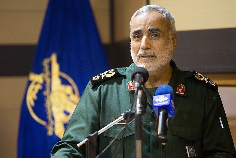 جنگهای شناختی امروز دشمن دست و پا زدن و تلاش بی فایده است جنگهای شناختی امروز دشمن دست و پا زدن و تلاش بی فایده است