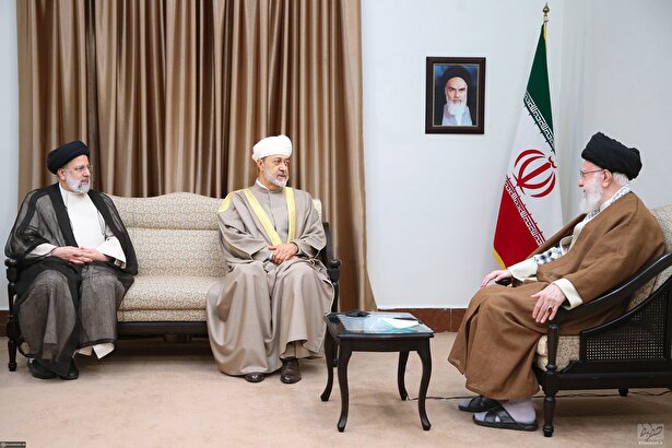 گزارش تصویری از دیدار سلطان عمان با مقام معظم رهبری