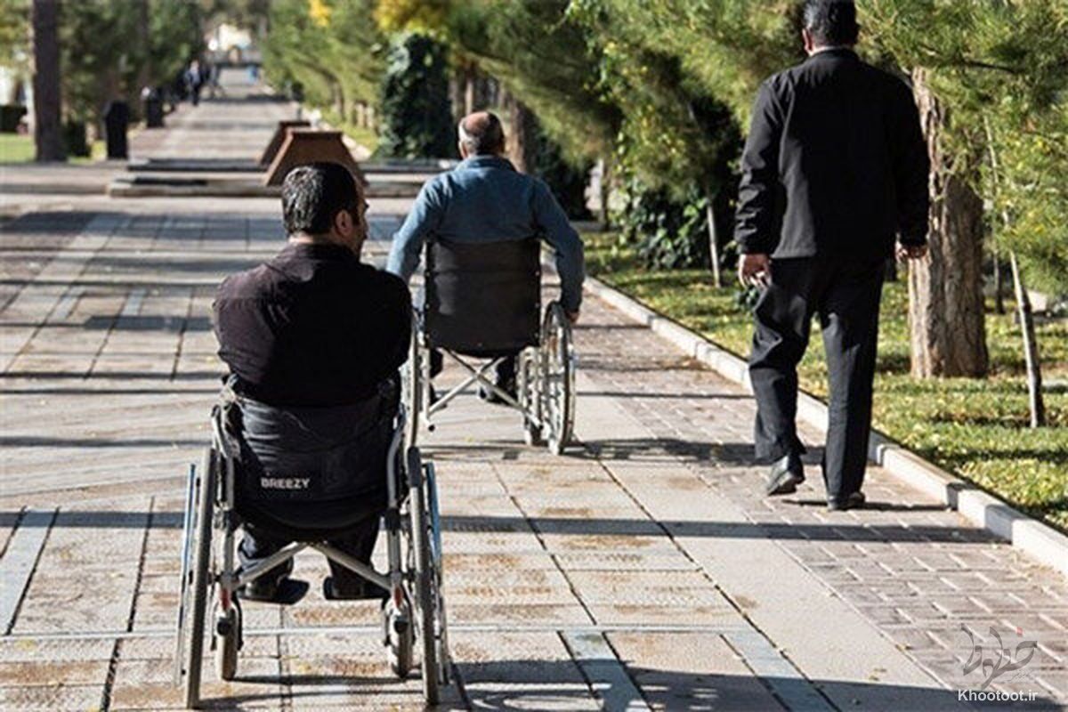 دردسرِ تازه برای معلولان و حقوقی که هر روز کمتر می‌شود/ شهرداری به دنبال خصوصی‌سازیِ حمل و نقل معلولان است