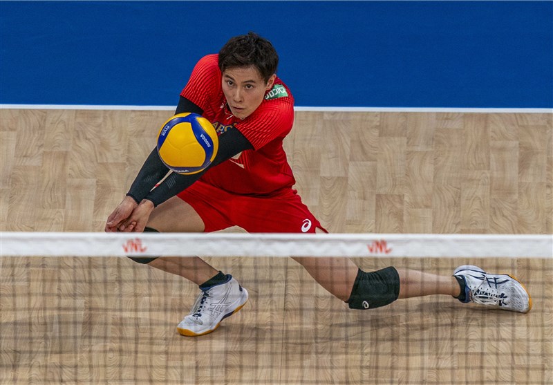 والیبال قهرمانی آسیا| تیم ملی ژاپن با ۱۵ بازیکن وارد ارومیه شد