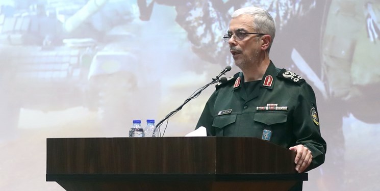 سرلشکر باقری: حمله موشکی سپاه به اقلیم شمال عراق زمینهساز خلع سلاح گروهکهای تروریستی خواهد بود سرلشکر باقری: حمله موشکی سپاه به اقلیم شمال عراق زمینهساز خلع سلاح گروهکهای تروریستی خواهد بود