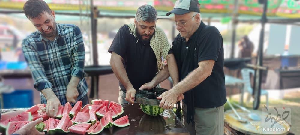پذیرایی روزانه بیش از هزاران زائر در مرز خسروی پذیرایی روزانه بیش از هزاران زائر در مرز خسروی