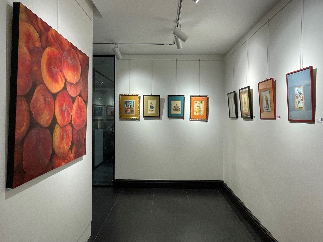برگزاری نمایشگاه آثار هنری هنرمندان مطرح ایرانی با حمایت اتاق بازرگانی ایران و سوئیس