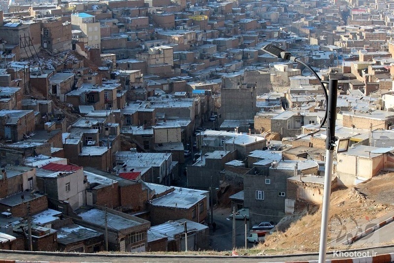 وجود بیش از 5 میلیون واحد خالی / 19 میلیون نفر حاشیه نشین هستند وجود بیش از 5 میلیون واحد خالی / 19 میلیون نفر حاشیه نشین هستند