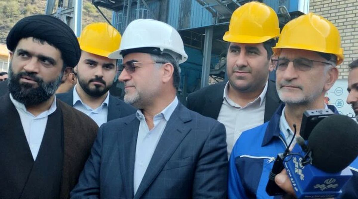 بازدید معاون وزیر صمت از کارخانه زغالسنگ البرز مرکزی |افزایش تولید به ۱۵۰ هزار تن در سال بازدید معاون وزیر صمت از کارخانه زغالسنگ البرز مرکزی |افزایش تولید به ۱۵۰ هزار تن در سال