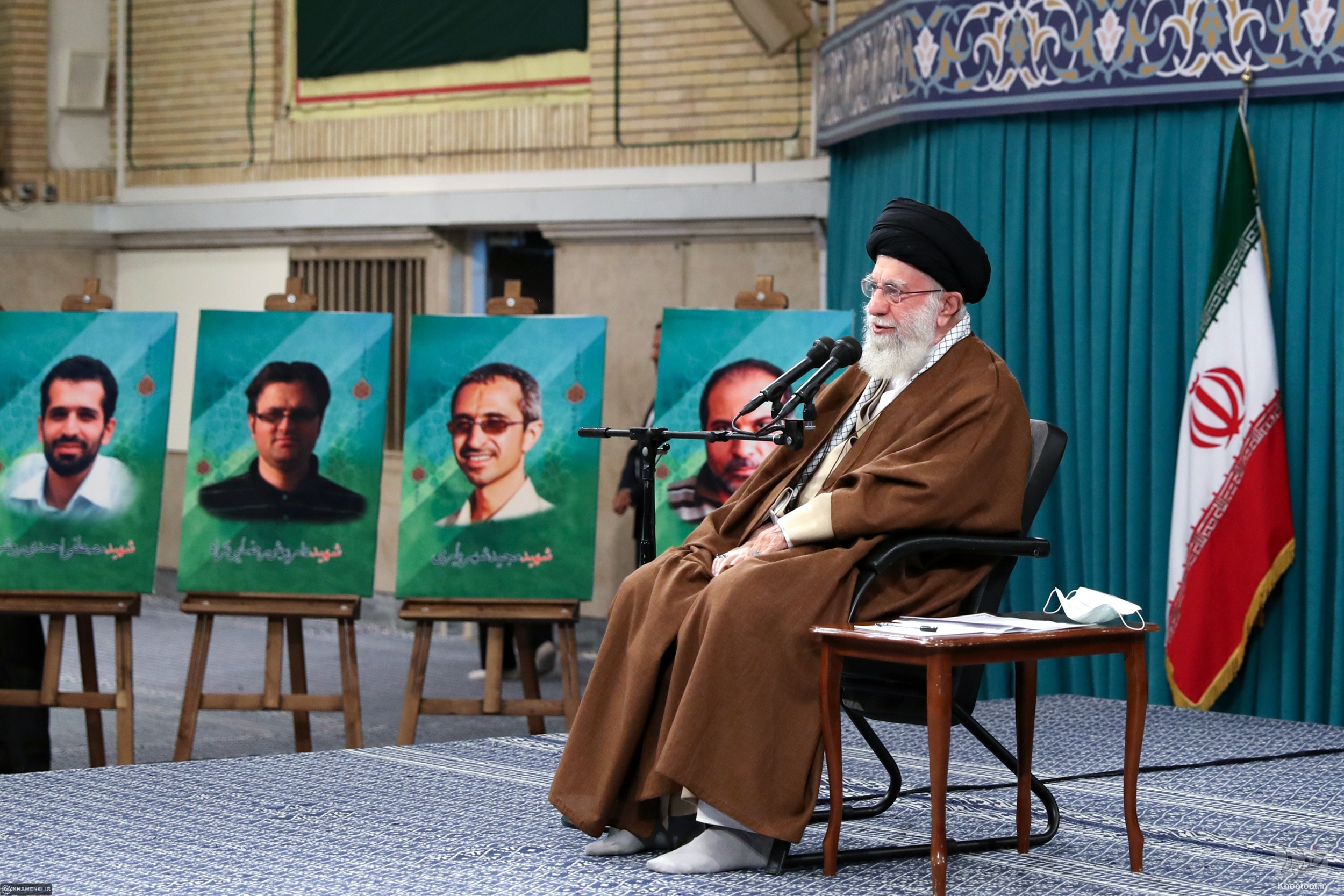 مراکز علمی و نخبگان از این فرصت استفاده نکنند، به ایران و تاریخ کشور ظلم می‌شود