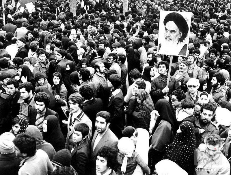 دستاوردهای قیام 15 خرداد/ با صدور انقلاب اسلامی خیزش و حرکت جهان اسلام را داشتیم و داریم