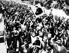 دستاورد‌های قیام ۱۵ خرداد/خیزش و حرکت جهان اسلام با صدور انقلاب اسلامی