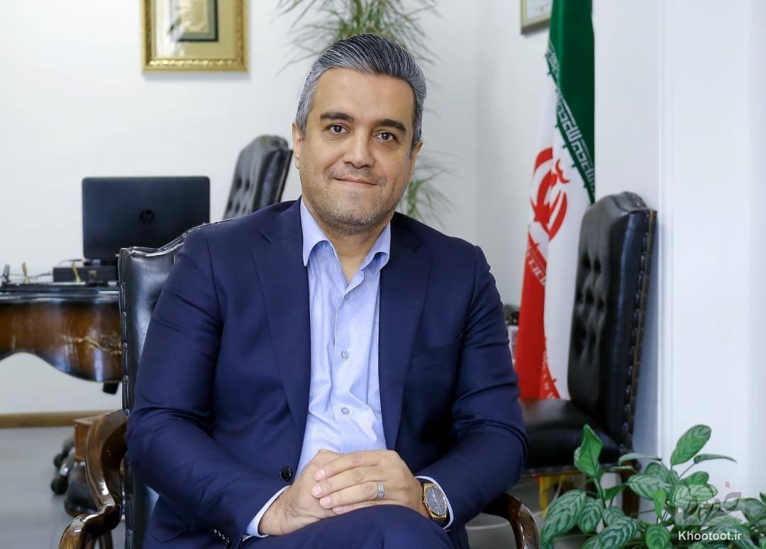 مناطق آزاد همانند بیماری که در قالب مرگ است!/ آنقدر بخشنامههای مختلف تحمیل کردند که برای انجام یک کار کوچک باید یک بروکراسی وحشتناکی طی کرد مناطق آزاد همانند بیماری که در قالب مرگ است!/ آنقدر بخشنامههای مختلف تحمیل کردند که برای انجام یک کار کوچک باید یک بروکراسی وحشتناکی طی کرد