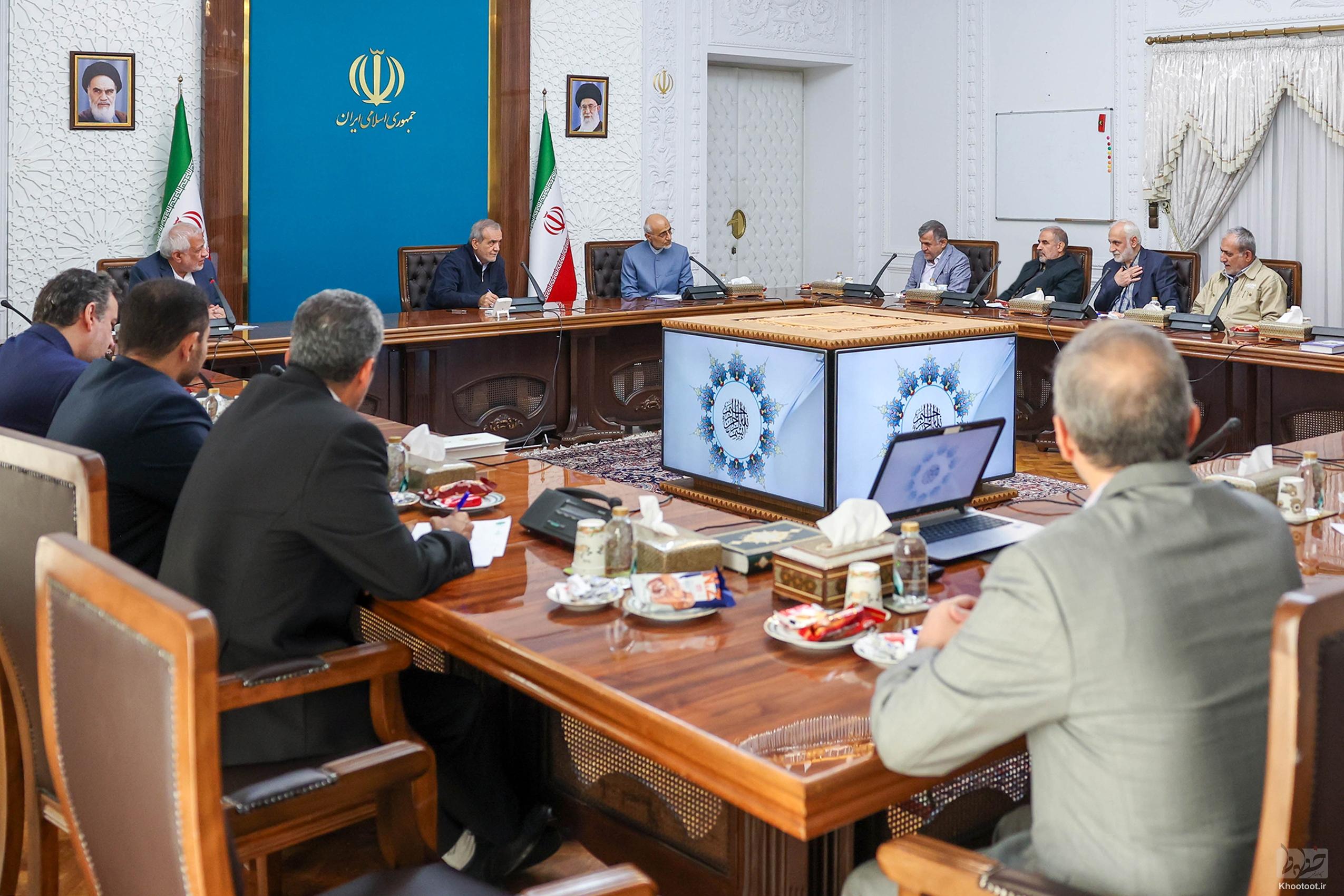 آمادگی دولت برای بهرهگیری از ظرفیت احزاب ریشهدار/ ناگزیر به تغییر رویههای غلط گذشتهایم آمادگی دولت برای بهرهگیری از ظرفیت احزاب ریشهدار/ ناگزیر به تغییر رویههای غلط گذشتهایم