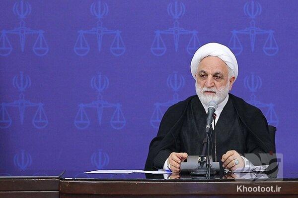 ما مسئولان نباید لحظهای از متن مردم جدا شویم ما مسئولان نباید لحظهای از متن مردم جدا شویم