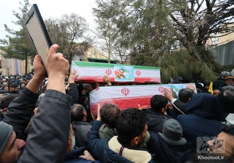 آیین وداع با پیکر 84 شهید ناوشکن «دنا» برگزار میشود آیین وداع با پیکر 84 شهید ناوشکن «دنا» برگزار میشود
