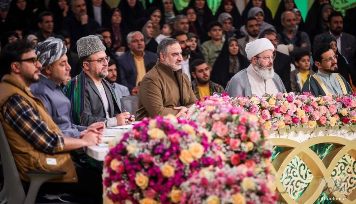 محفل؛ برترین برنامه مذهبی رسانه ملی در فضای مجازی محفل؛ برترین برنامه مذهبی رسانه ملی در فضای مجازی