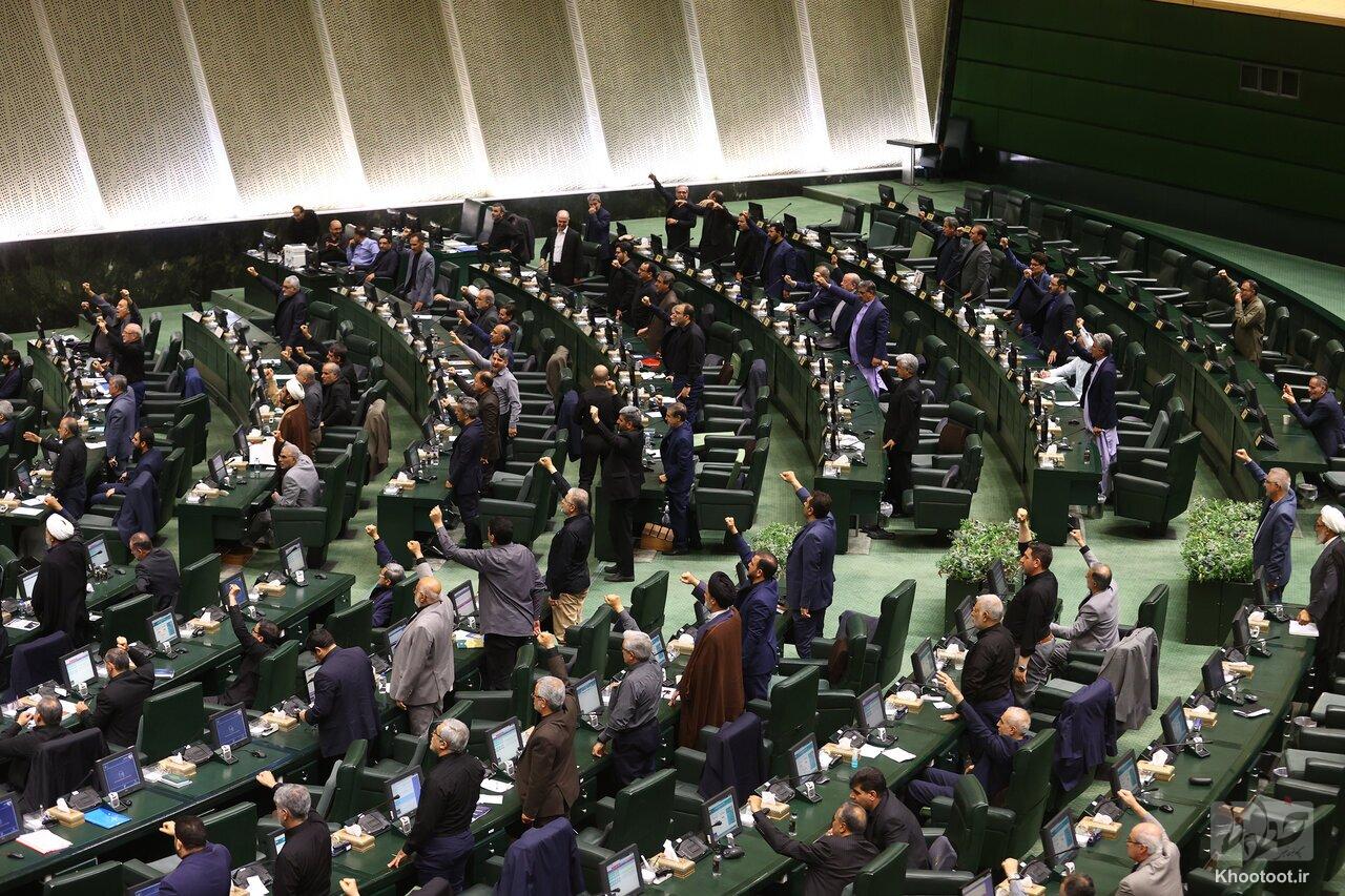 جزئیات لایحه ساماندهی پرندههای هدایت پذیر از راه دور/ ساخت و تولید پهپاد بدون مجوز جرم تلقی میشود جزئیات لایحه ساماندهی پرندههای هدایت پذیر از راه دور/ ساخت و تولید پهپاد بدون مجوز جرم تلقی میشود
