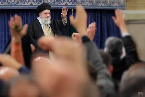 گزارش تصویری از دیدار مردم قم با رهبر معظم انقلاب اسلامی