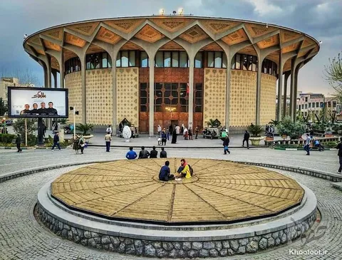 هنر‌های نمایشی حال خوشی ندارند/ یک عده دلال برای پول به نام تهیه‌کننده و سالن‌دار وارد تئاتر شدند!