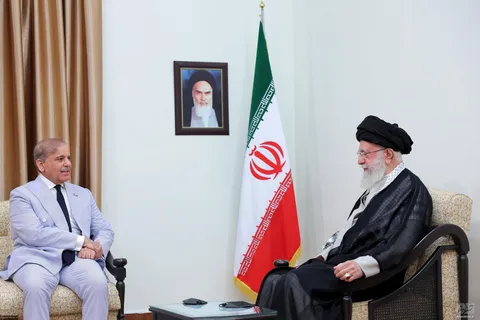 گزارش تصویری از دیدار نخست وزیر پاکستان با رهبر معظم انقلاب اسلامی