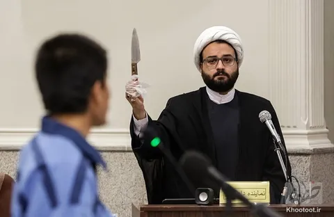 ضارب روحانیون اعدام شد+تصاویری دیده نشده از قاتل حرم رضوی!