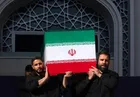گلباران پیکر امام شهید در مسیر تشییع/ تهران برای همیشه با قائد امت خداحافظی کرد