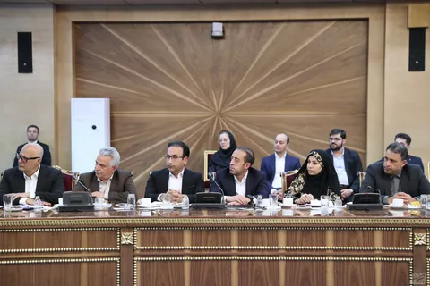 گزارش تصویری از نشست رمضانی تولیدکنندگان و کارآفرینان برتر با رئیس جمهور