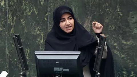 خیانت شاخ و دم ندارد/افراد را در پست‌هایی قرار می‌دهیم که ربطی به آن‌ها ندارند! + فیلم