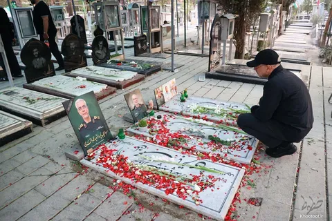 گزارش تصویری از حضور محمدباقر قالیباف بر سر مزار شهدای تهاجم رژیم صهیونیستی
