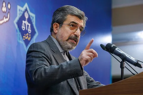 صدور کیفرخواست برای ۱۶ نفر از متهمان پرونده روح‌الله عجمیان/دیوان عالی کشور حکم صادره در رابطه با ۲ نفر را تایید کرد