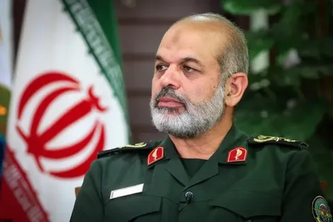 هیچ قدرت فرامنطقه‌ای حق ندارد در تنگه هرمز مداخله نماید