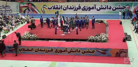تماشا کنید/ گزارش خطوط از جشن دانش‌آموزان انقلابی _بخش اول
