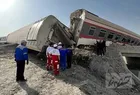 سرعت غیر مجاز و قرارداشتن بیل مکانیکی بر روی ریل؛ عامل حادثه قطار مشهد - یزد