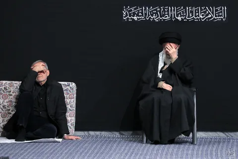 گزارش تصویری از مراسم عزاداری شب شهادت حضرت فاطمه‌زهرا(س)