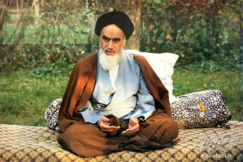 متولیان فرهنگی هیچ دغدغه‌ای برای ساخت فیلم در خصوص امام راحل ندارند!