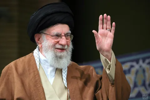 گزارش تصویری از دیدار مداحان اهل‌بیت(ع) با رهبر معظم انقلاب