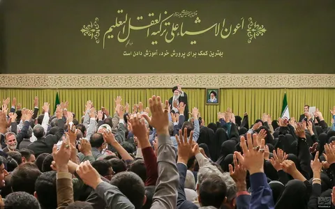 گزارش تصویری از دیدار معلمان با رهبر معظم انقلاب