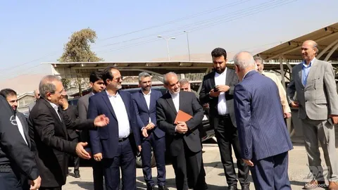 تماشا کنید| بازدید فرمانده قرارگاه مبارزه با مفاسد اقتصادی و اداری کل کشور از گروه خودروسازی بهمن