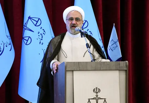 زمانی می‌توانیم بگوییم موفق هستیم که احساس رضایت مندی مردم جلب شود