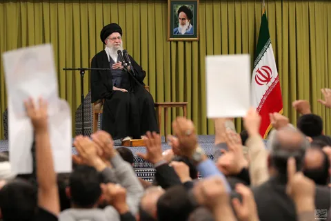 گزارش تصویری از دیدار اقشار مختلف مردم با رهبر معظم انقلاب