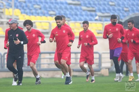 گزارش تصویری از تمرین پرسپولیس در زیر باران