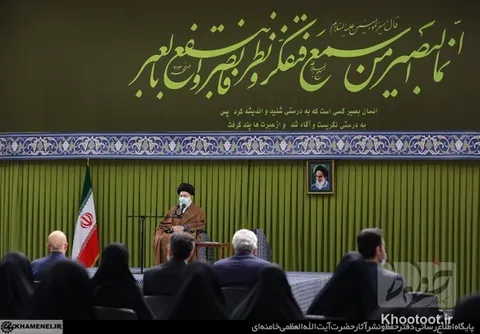 گزارش تصویری دیدار رهبر معظم با دانشجویان!