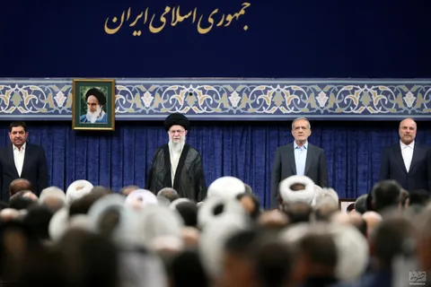 گزارش تصویری از مراسم تنفیذ حکم چهاردهمین دوره ریاست جمهوری اسلامی ایران‌