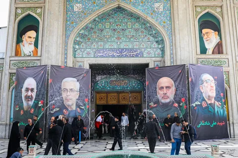 گزارش تصویری از مراسم گرامیداشت شهدای اقتدار