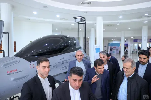 گزارش تصویری از بازدید رئیس جمهور از نمایشگاه دارو و تجهیزات پزشکی