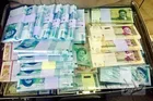 استمرار روند کاهنده رشد نقدینگی در طول سالجاری