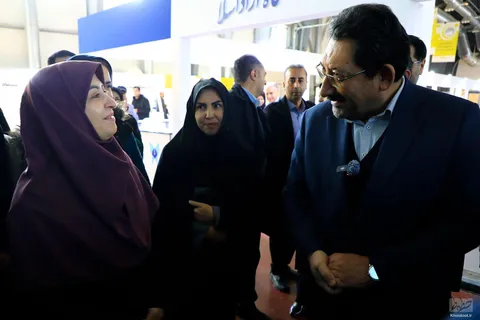 گزارش تصویری از بازدید وزیر صمت و رئیس سازمان محیط‌زیست از نمایشگاه «پژوهش، فن‌آوری و فن‌بازار»