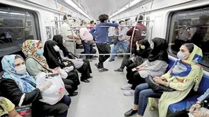 ورود آقایان به واگن بانوان ممنوع!