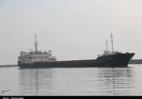 پهلوگیری ۳۲ فروند کشتی حامل کالا‌های اساسی در بندر شهیدرجایی